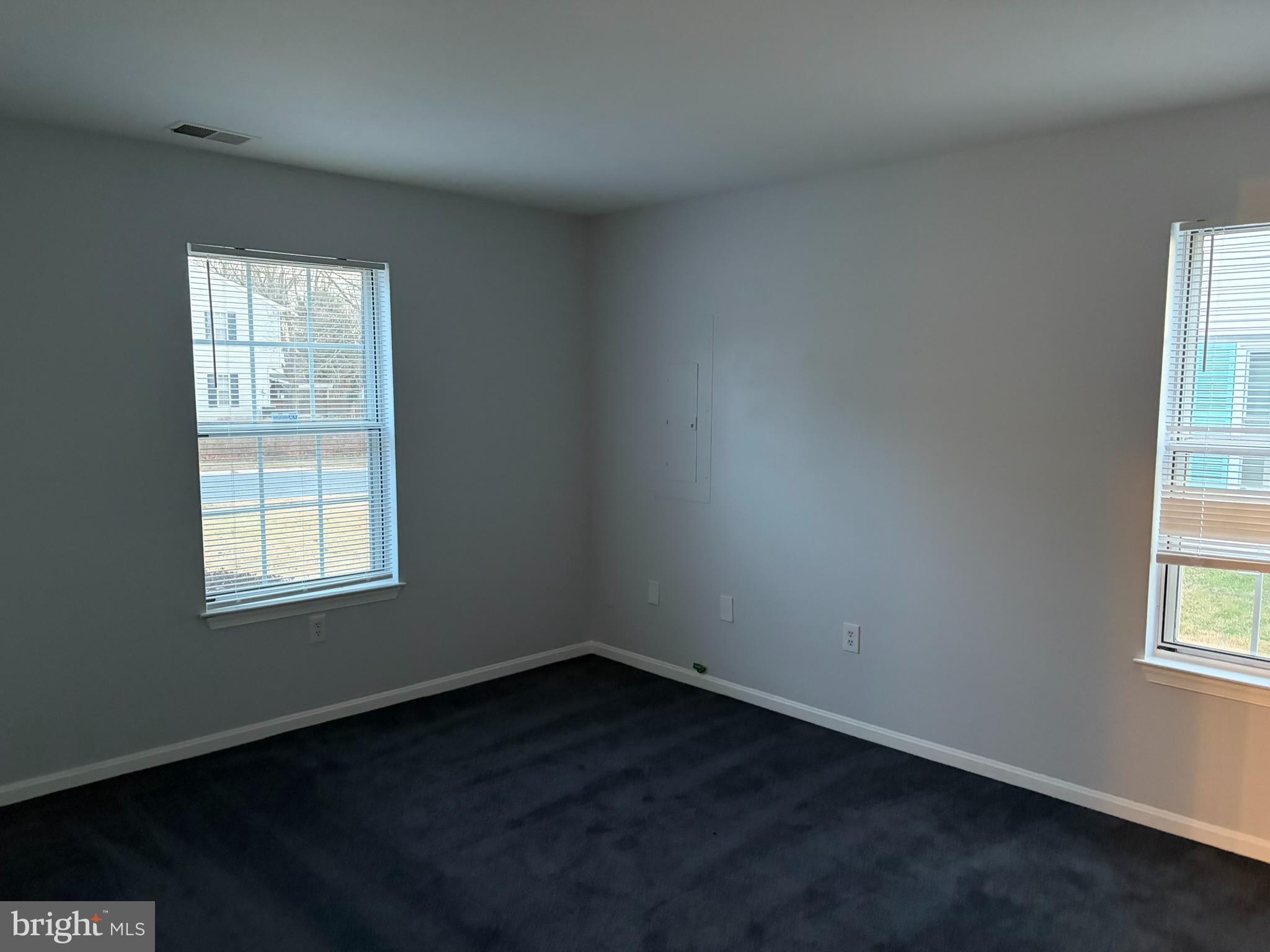 CONSTANT FRIENDSHIP - Residential Lease