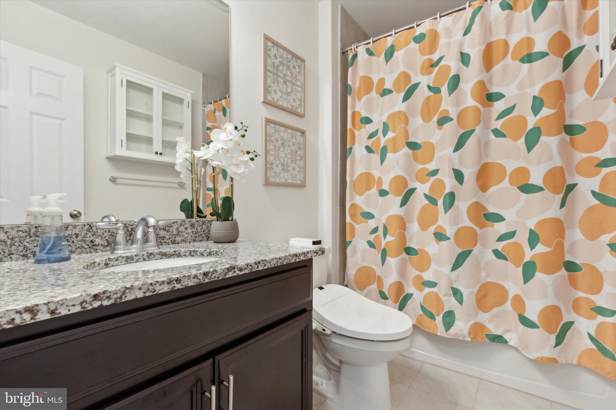 TALL OAKS - Residential