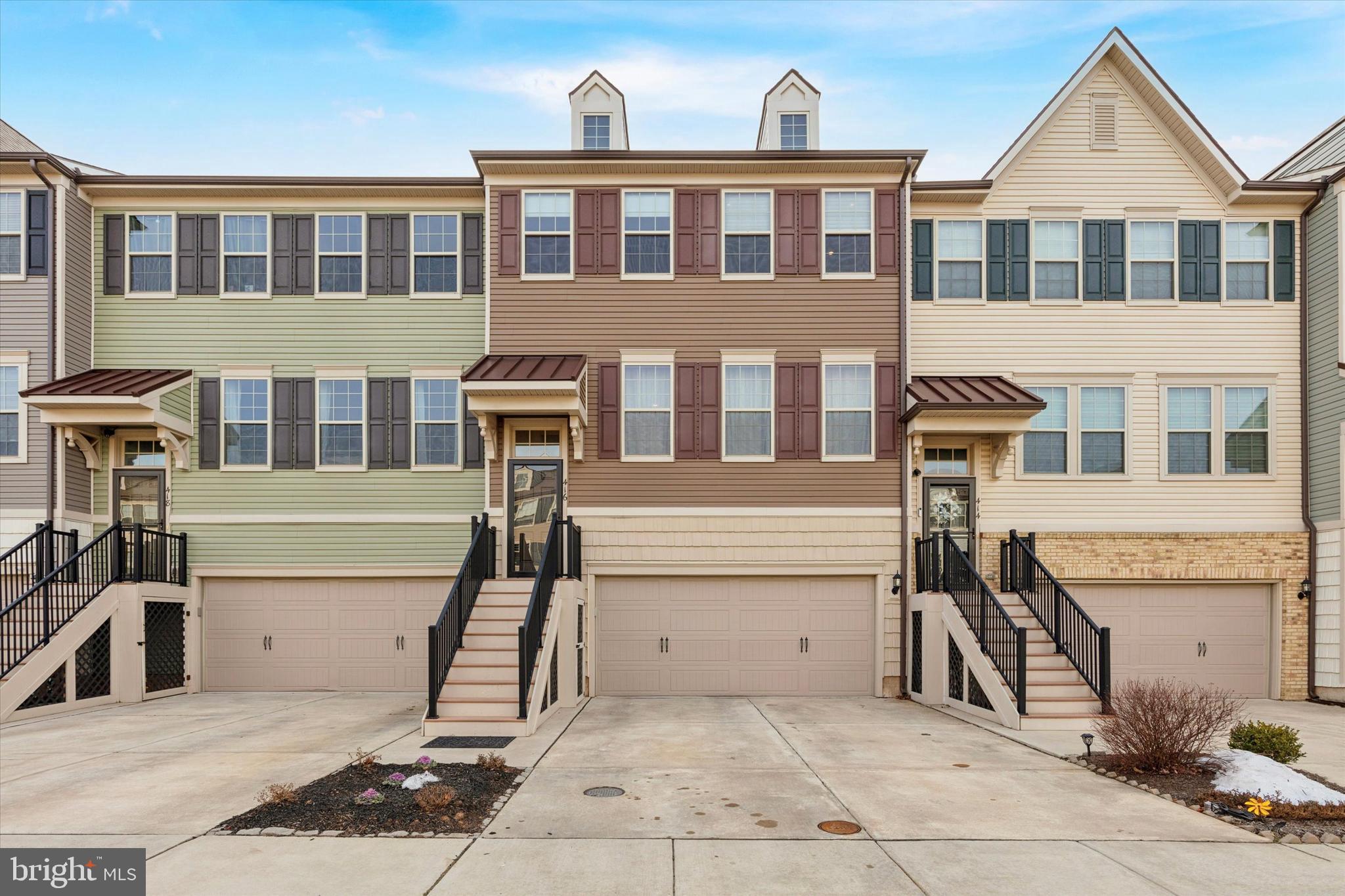 TALL OAKS - Residential