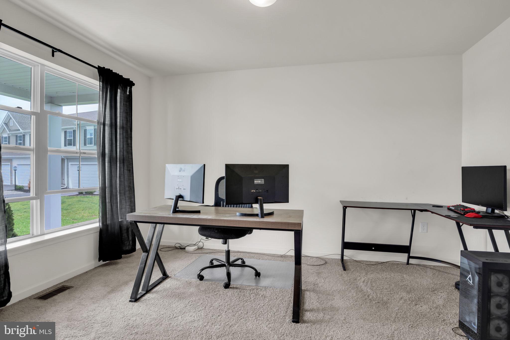 STONE MILL ESTATES - Residential