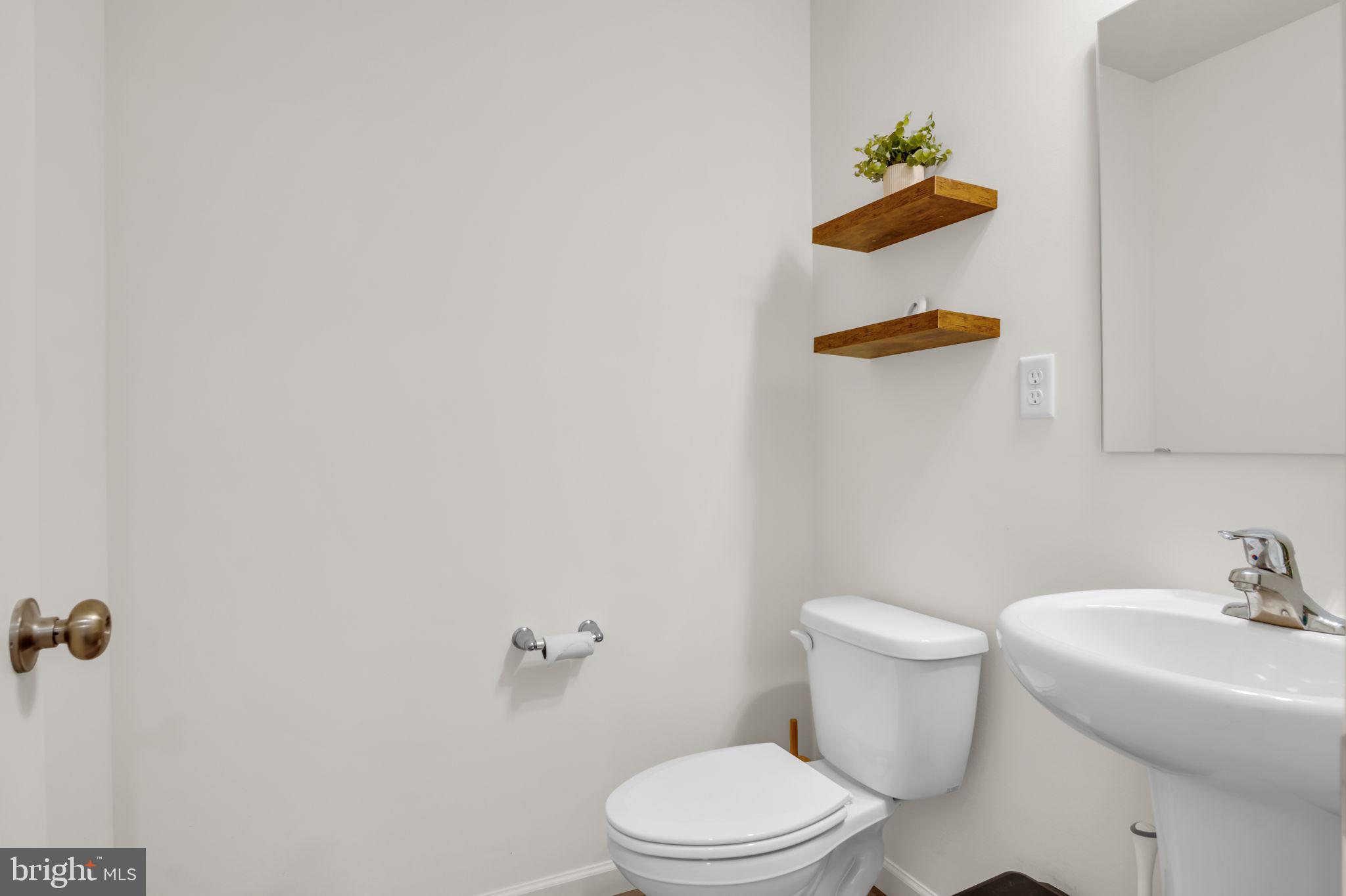 STONE MILL ESTATES - Residential