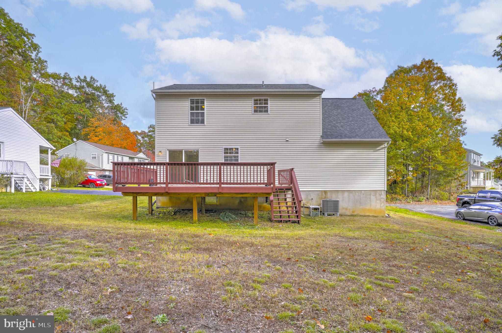 LAUREL GLEN - Residential