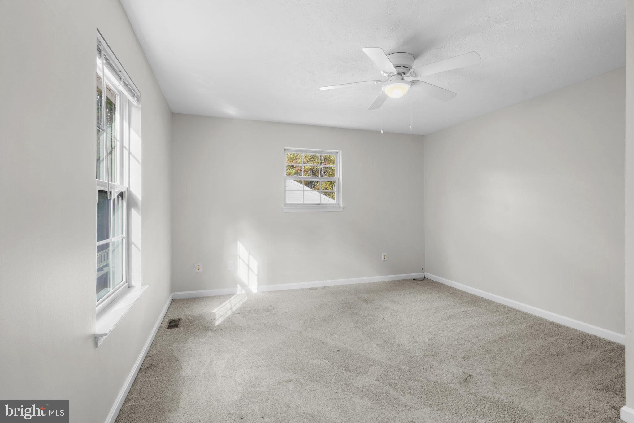 LAUREL GLEN - Residential