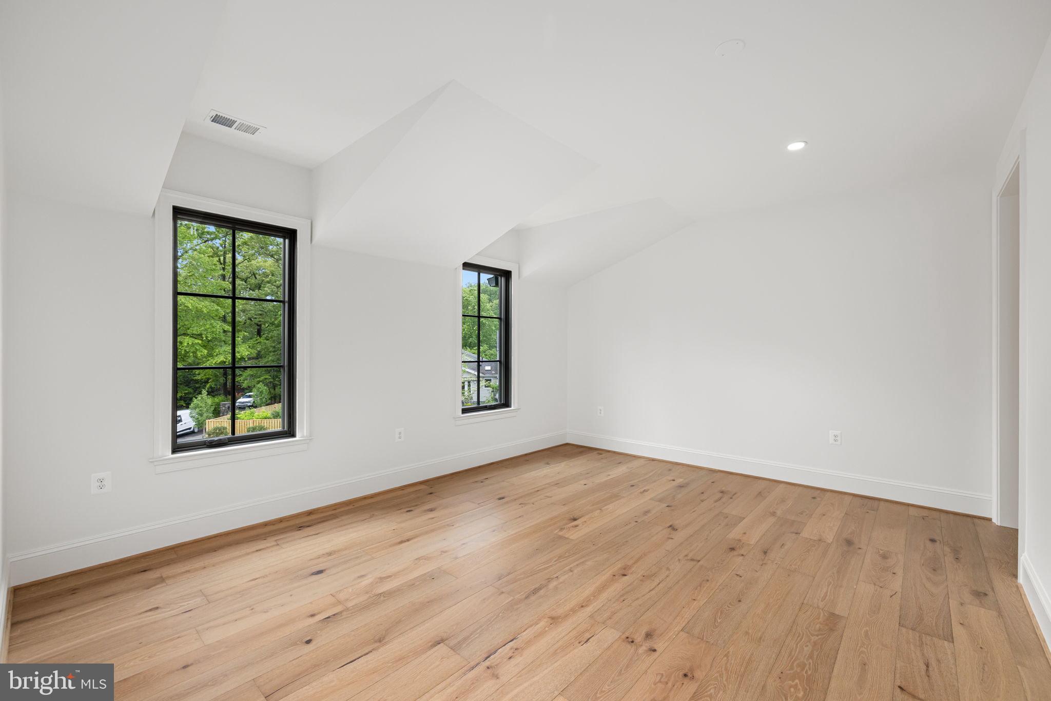 FRANKLIN PARK - Residential