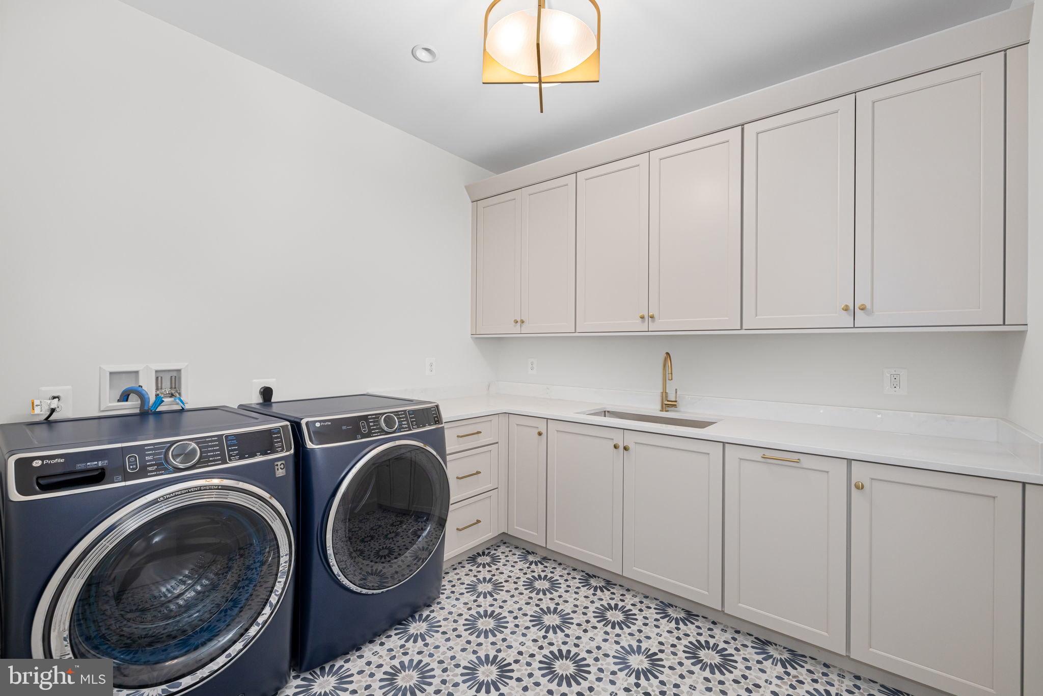 FRANKLIN PARK - Residential