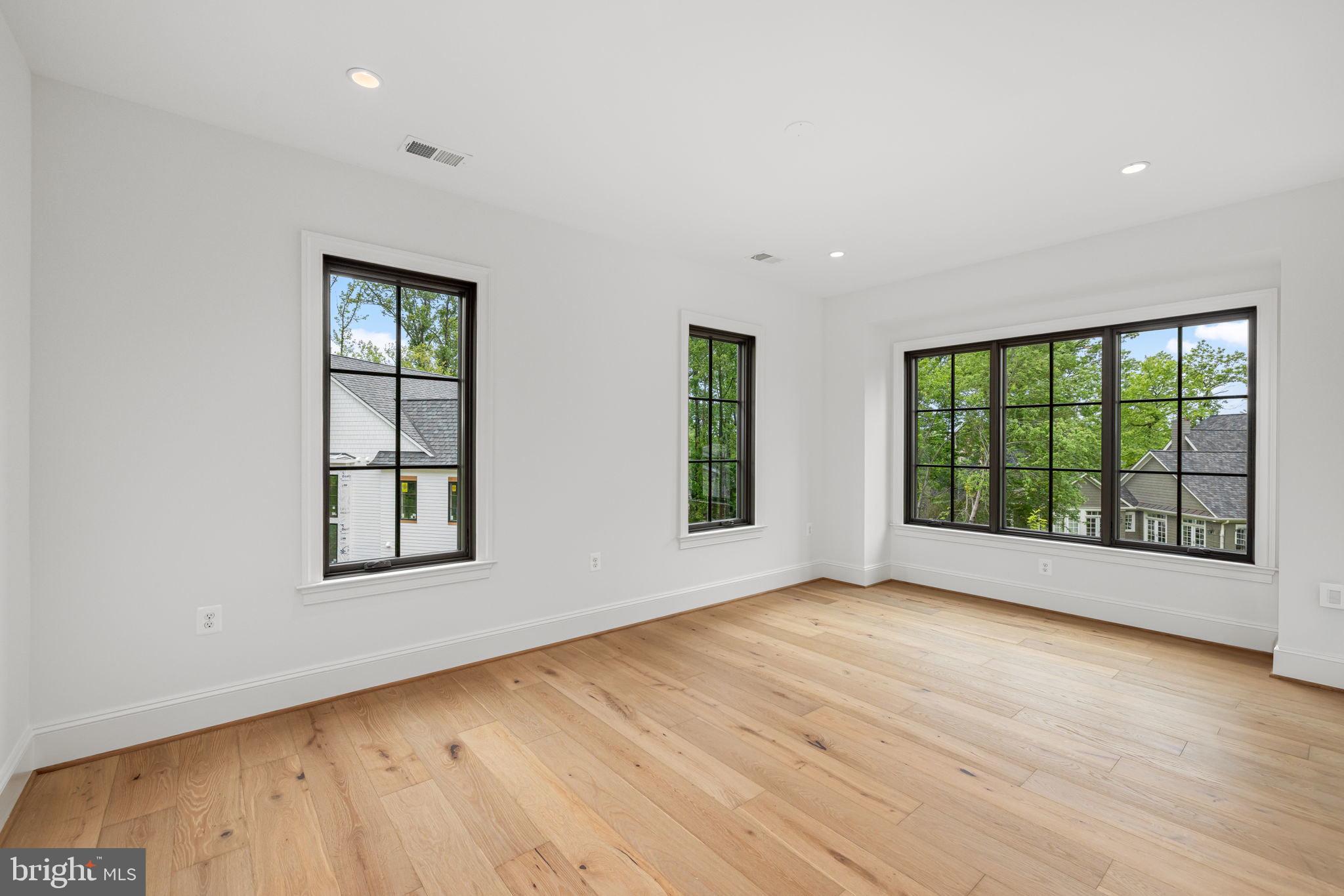 FRANKLIN PARK - Residential