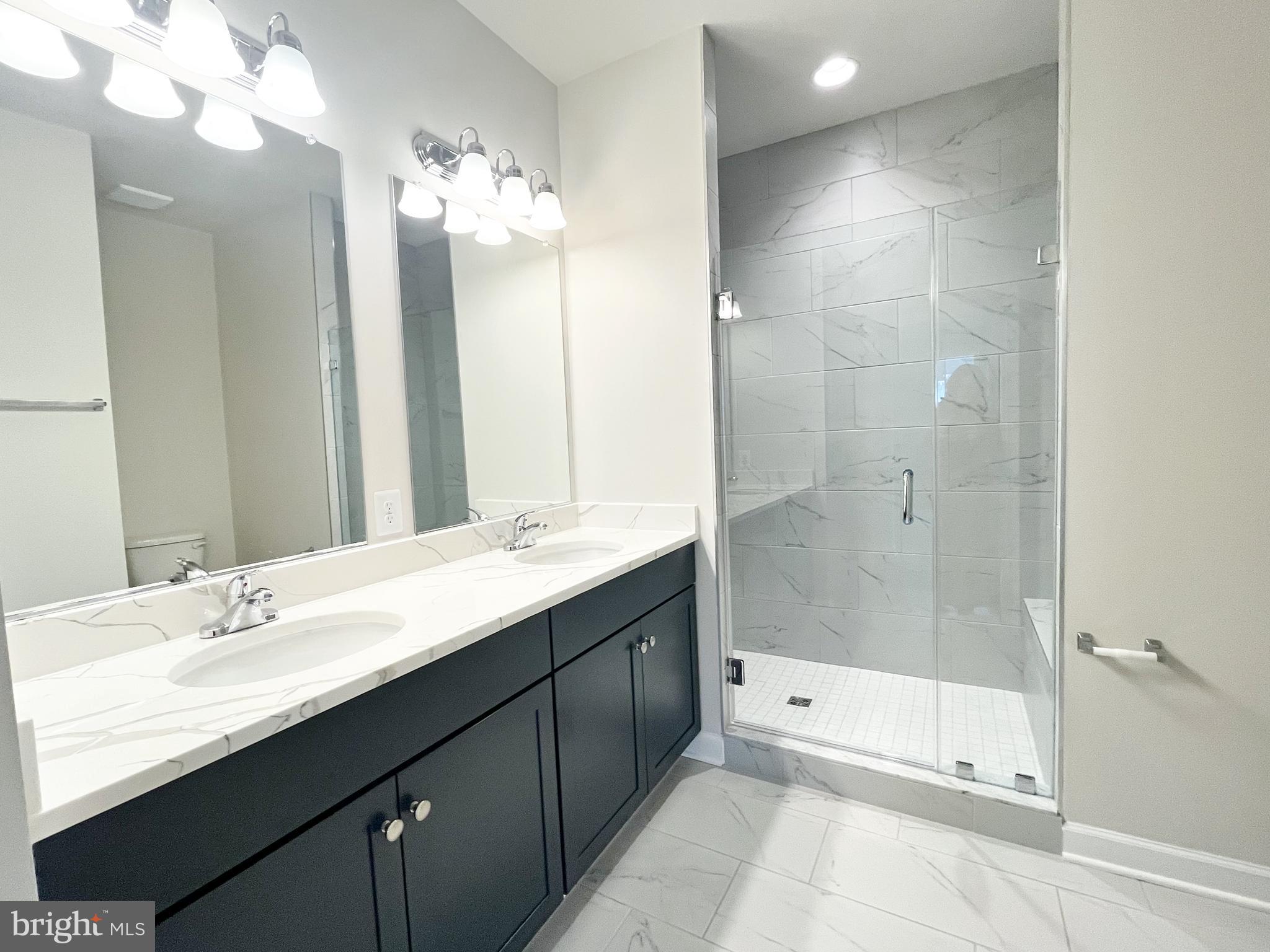 HIATT POINTE AT SNOWDEN BRIDGE - Residential