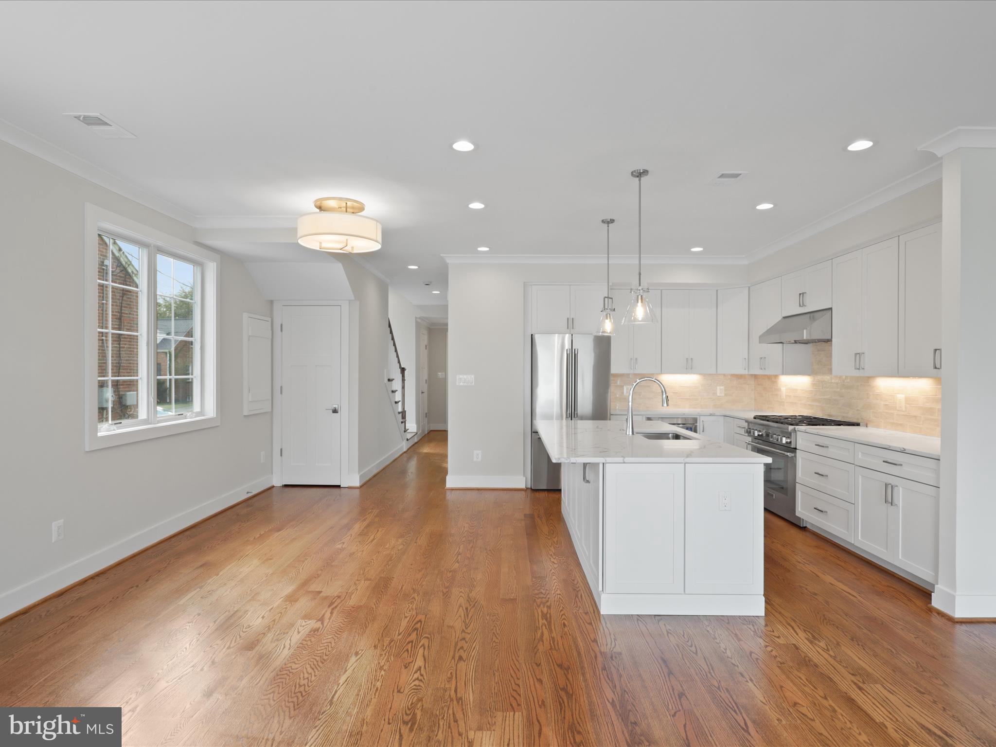 NORTH HIGHLAND - Residential