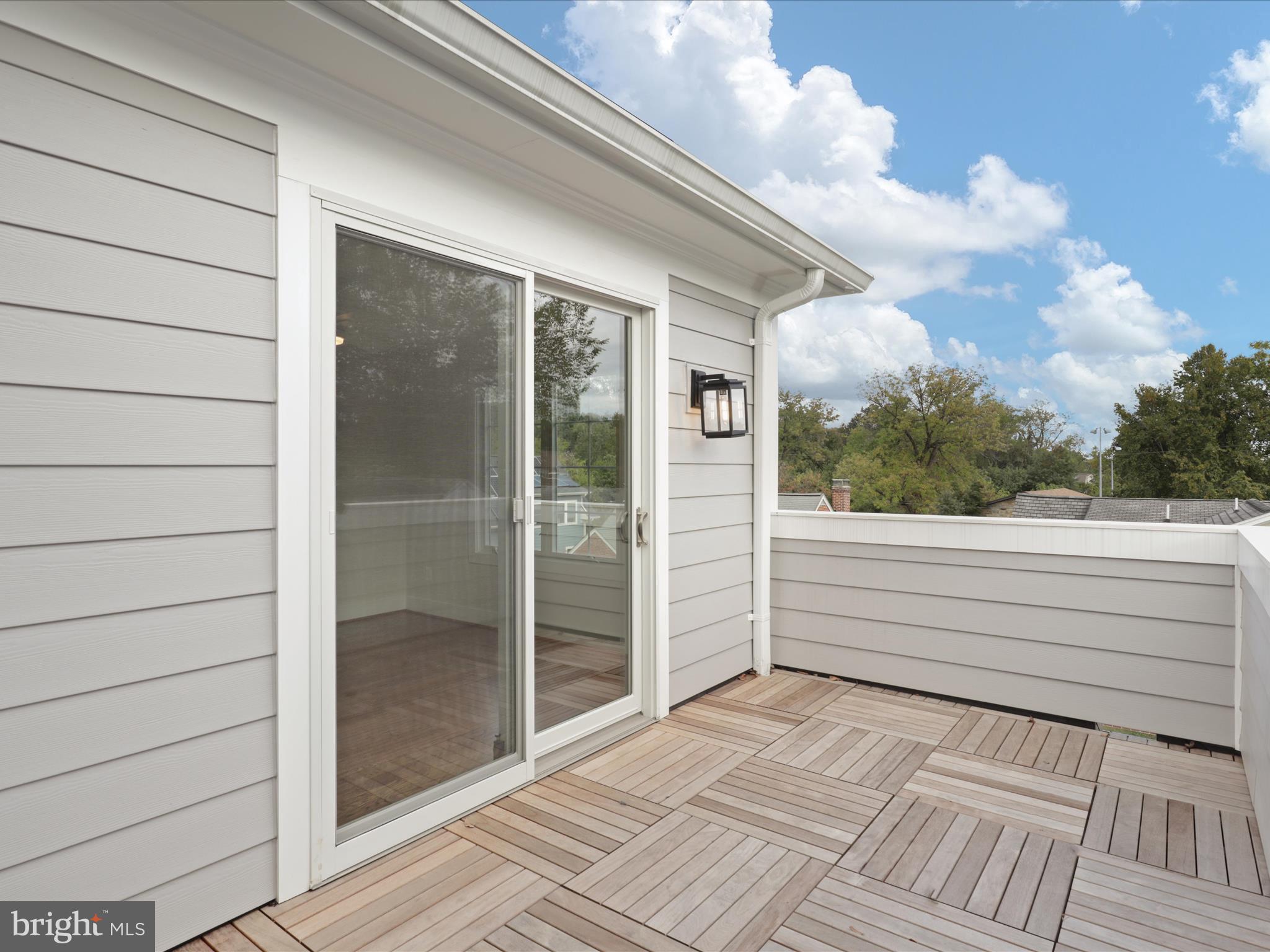 NORTH HIGHLAND - Residential