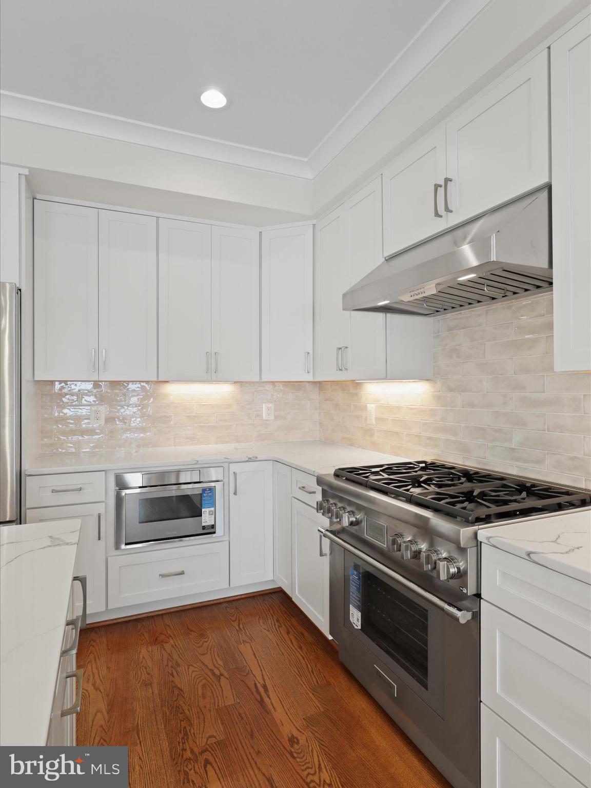 NORTH HIGHLAND - Residential