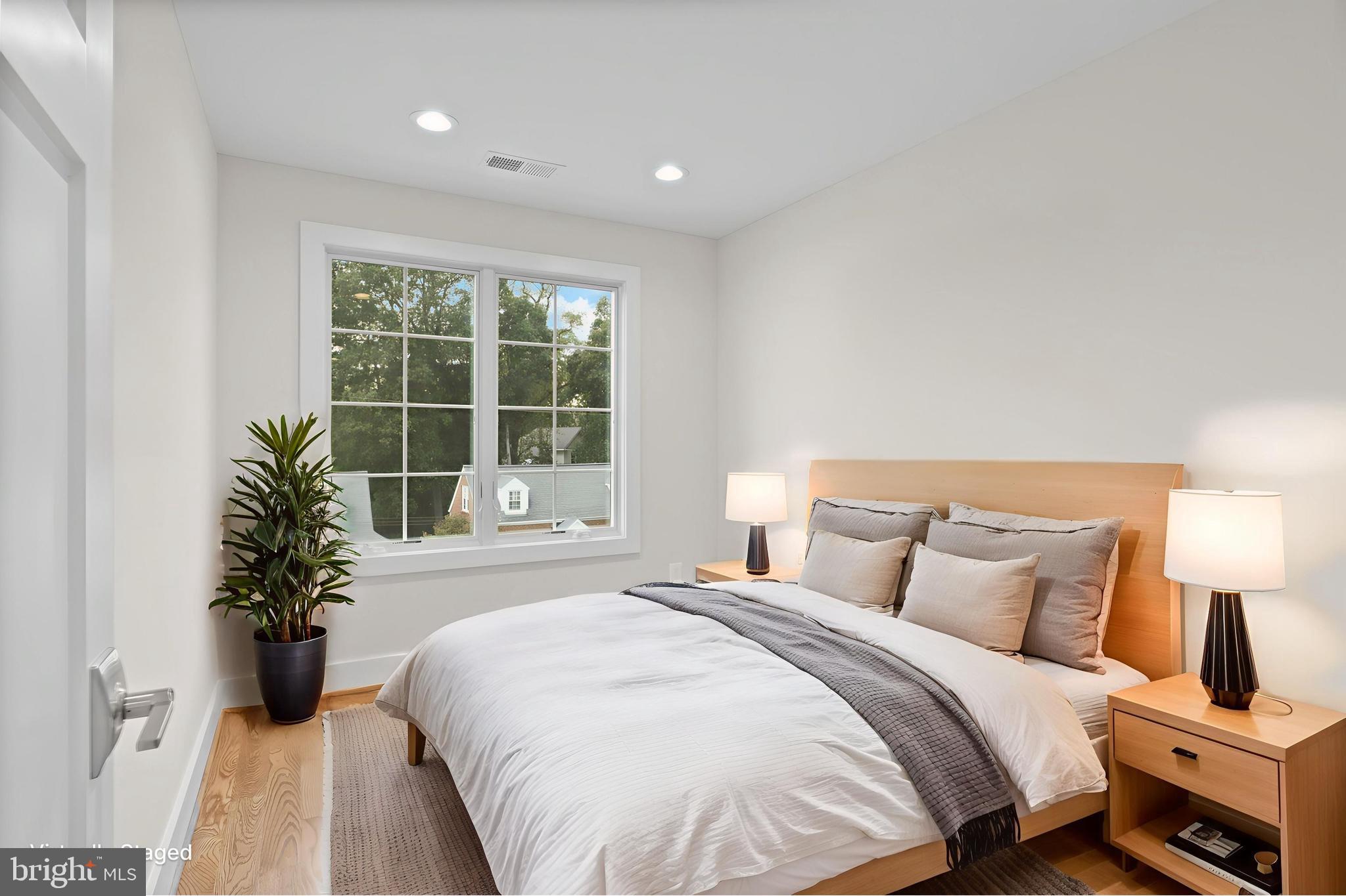 NORTH HIGHLAND - Residential