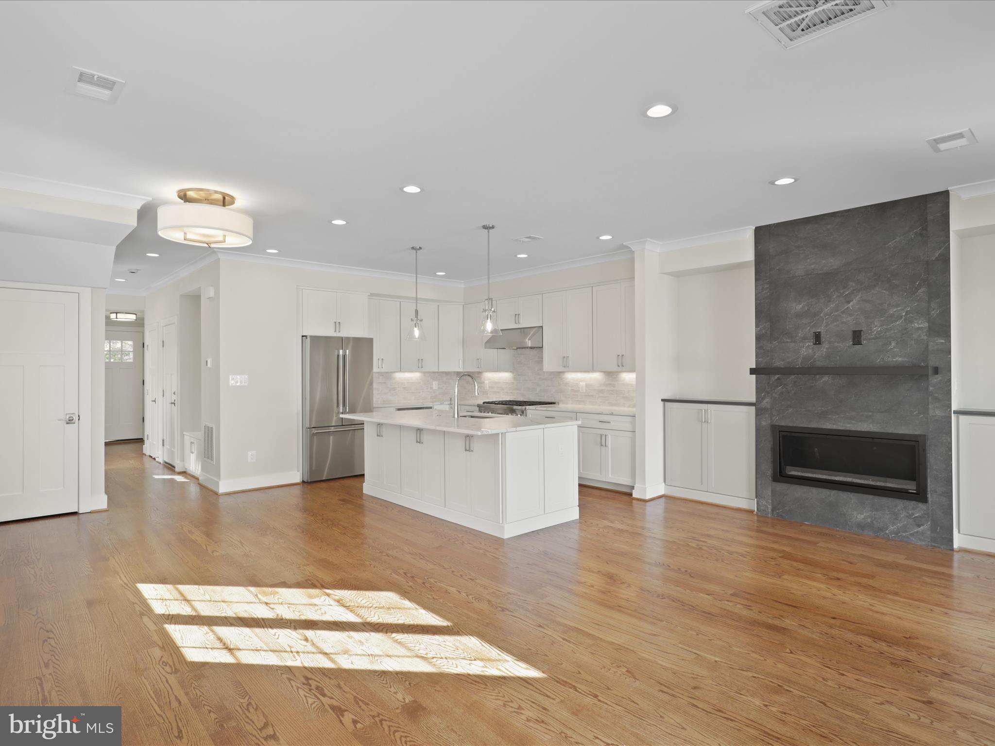 NORTH HIGHLAND - Residential