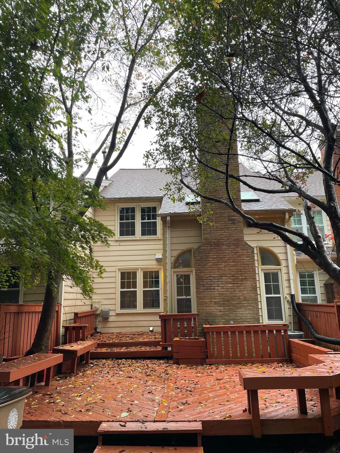 CHADSBERRY - Residential