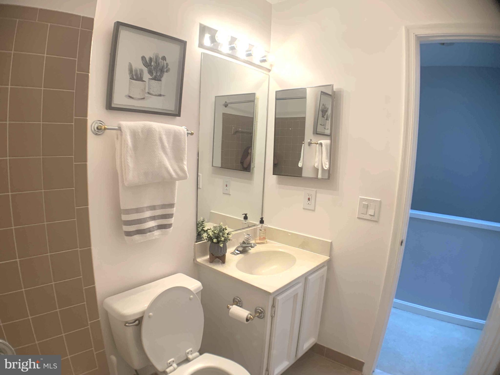 CHADSBERRY - Residential