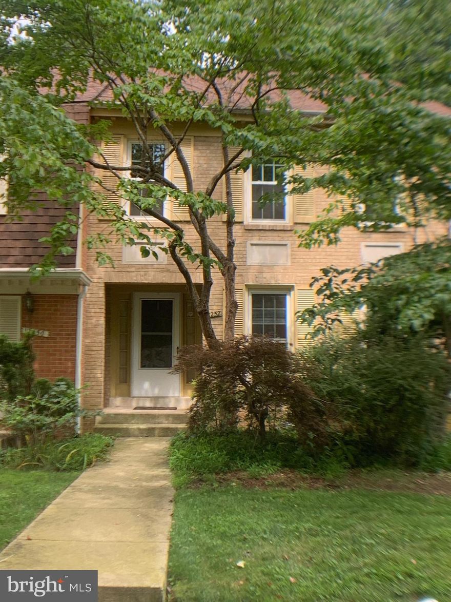 Bright & spacious townhouse in secluded Chadsberry.  3 bedroom  and 3 1/2 Bathroom.  Cathedral  ceiling in living room with wood burning fireplace.  kitchen with granite countertop, ss appliances, new refrigerator, and new flooring; Hardwood in LV & DR and Foyer,  Large primary bedroom.  Primary bathroom has Jacuzzi soaking tub surrounded by Italian tiles, and granite vanity top.  Roof and windows replaced  2016.  2  wood burning fireplaces relined.  Huge finished basement with tiled full bath and wood burning fireplace.  House back to golf course.  Close to shopping and restaurants at Pike and Rose and Rockville Pike.  Easy access to I-270. BRAND NEW HVAC SYSTEM.  LA is co-owner.