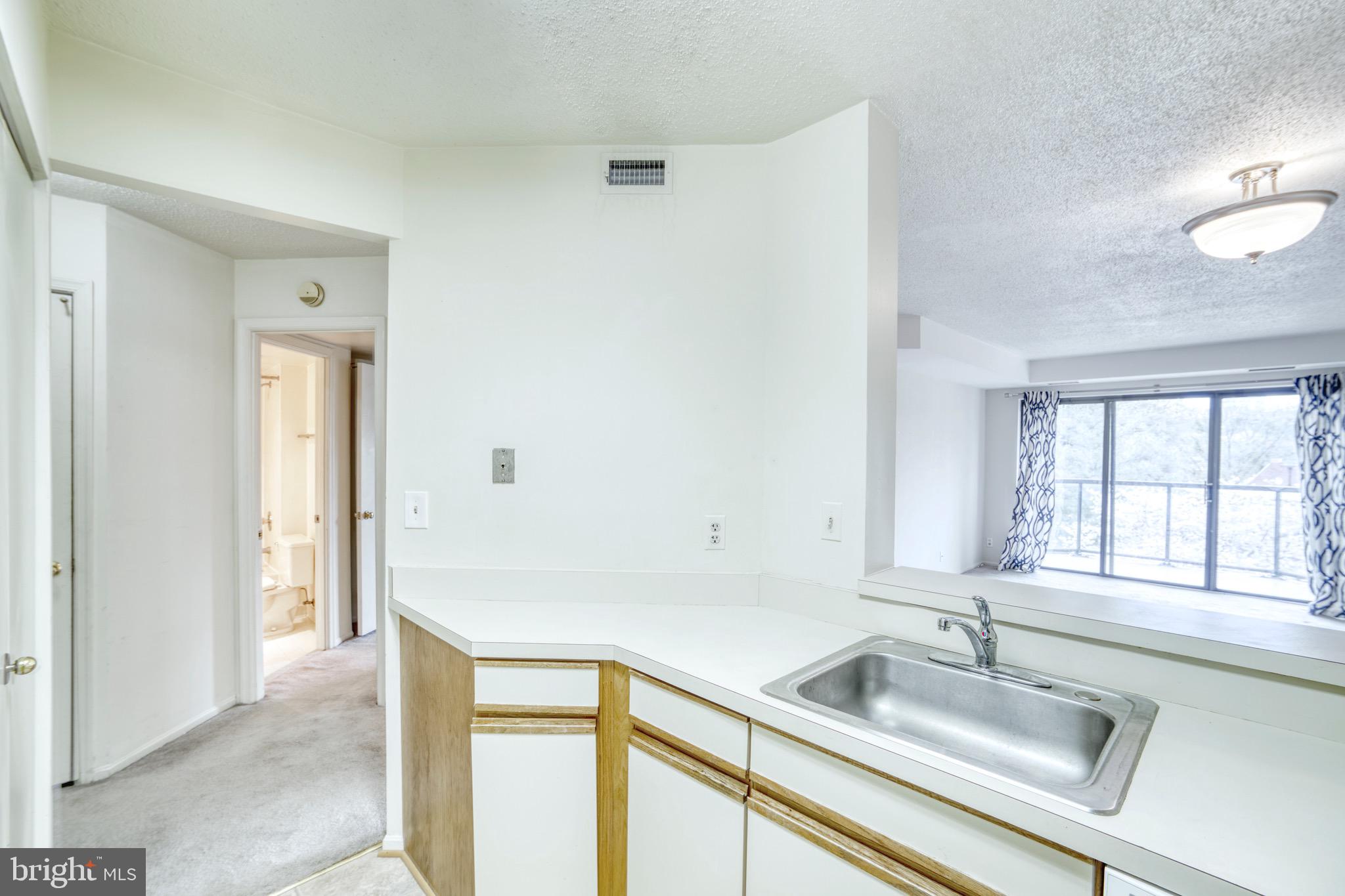 ASTORIA - Residential Lease