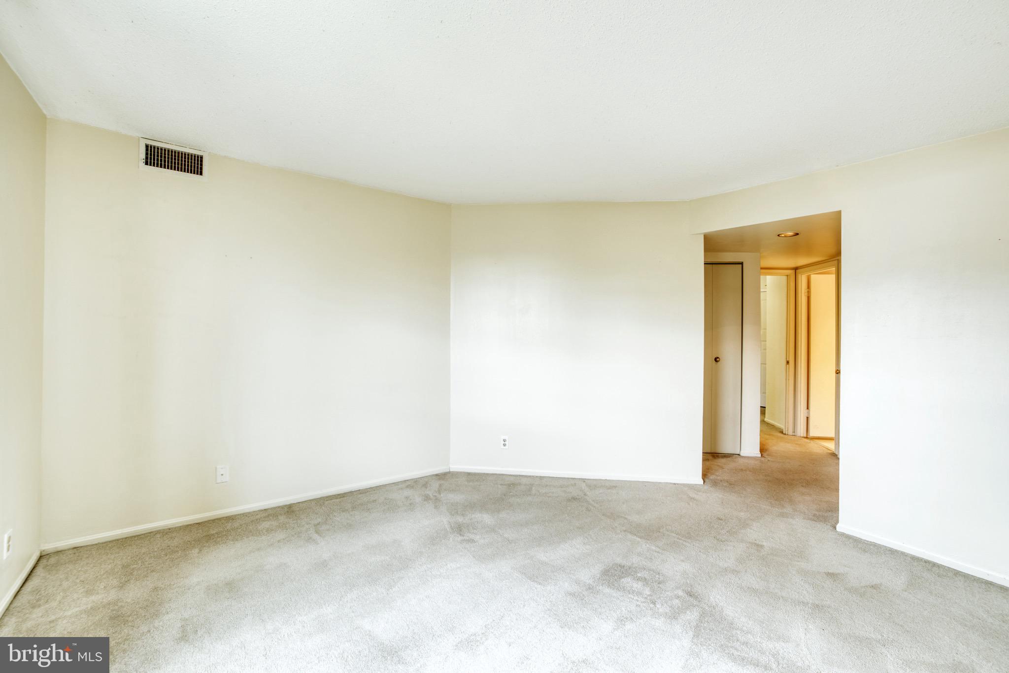 ASTORIA - Residential Lease