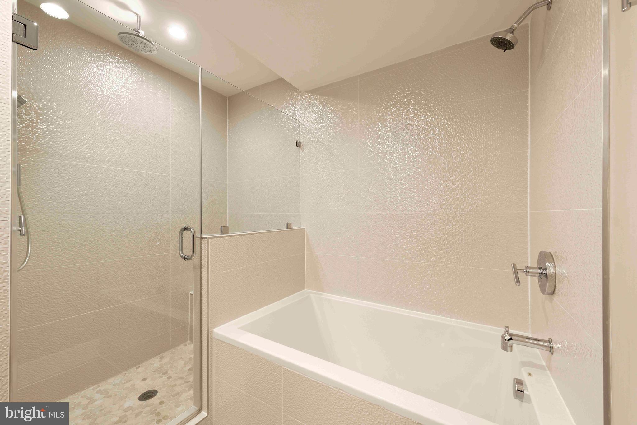 WILKES ROW - OLD TOWN - Residential