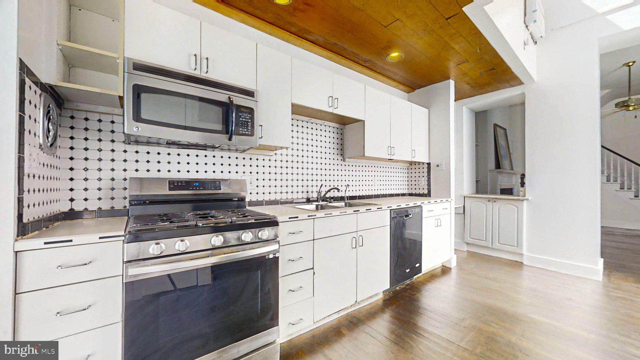 1215 29TH NW