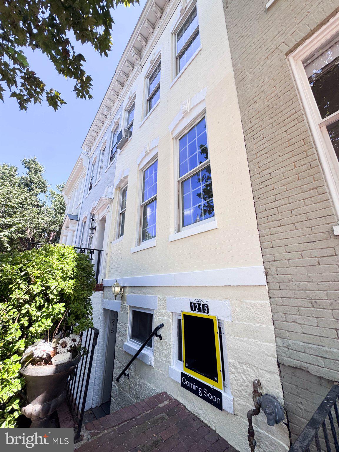 1215 29TH NW