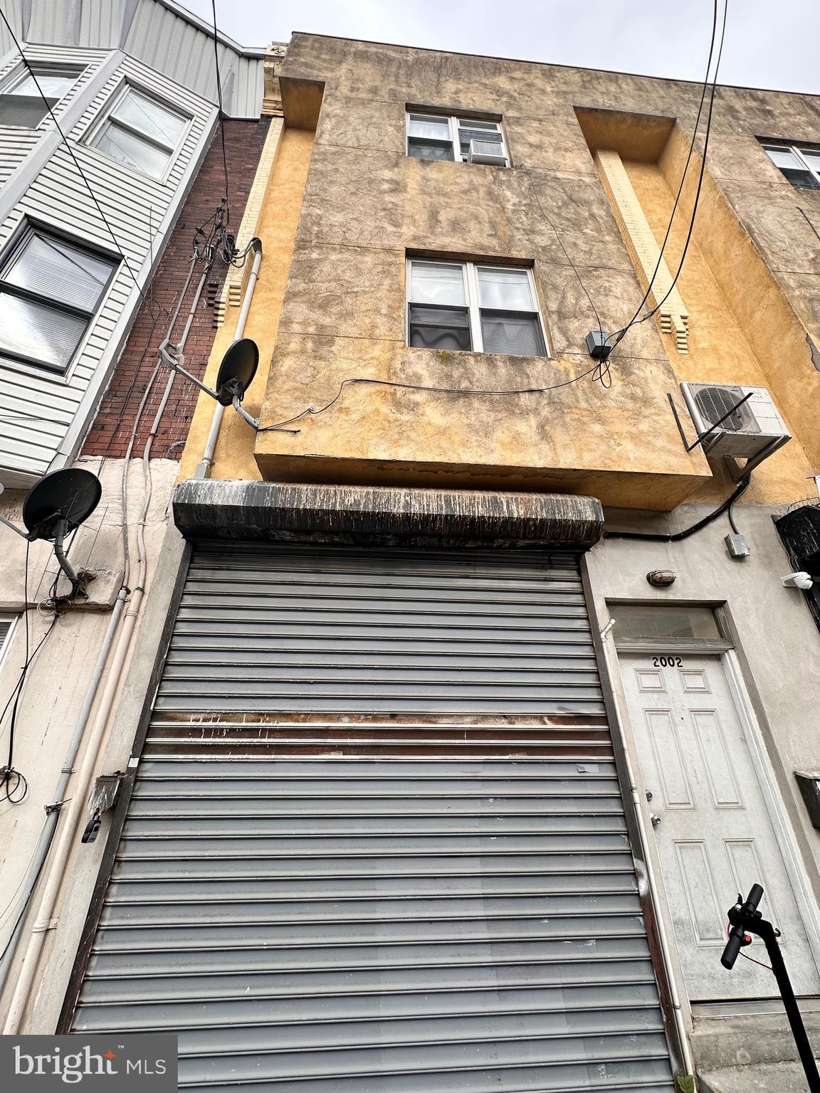 - Commercial Lease