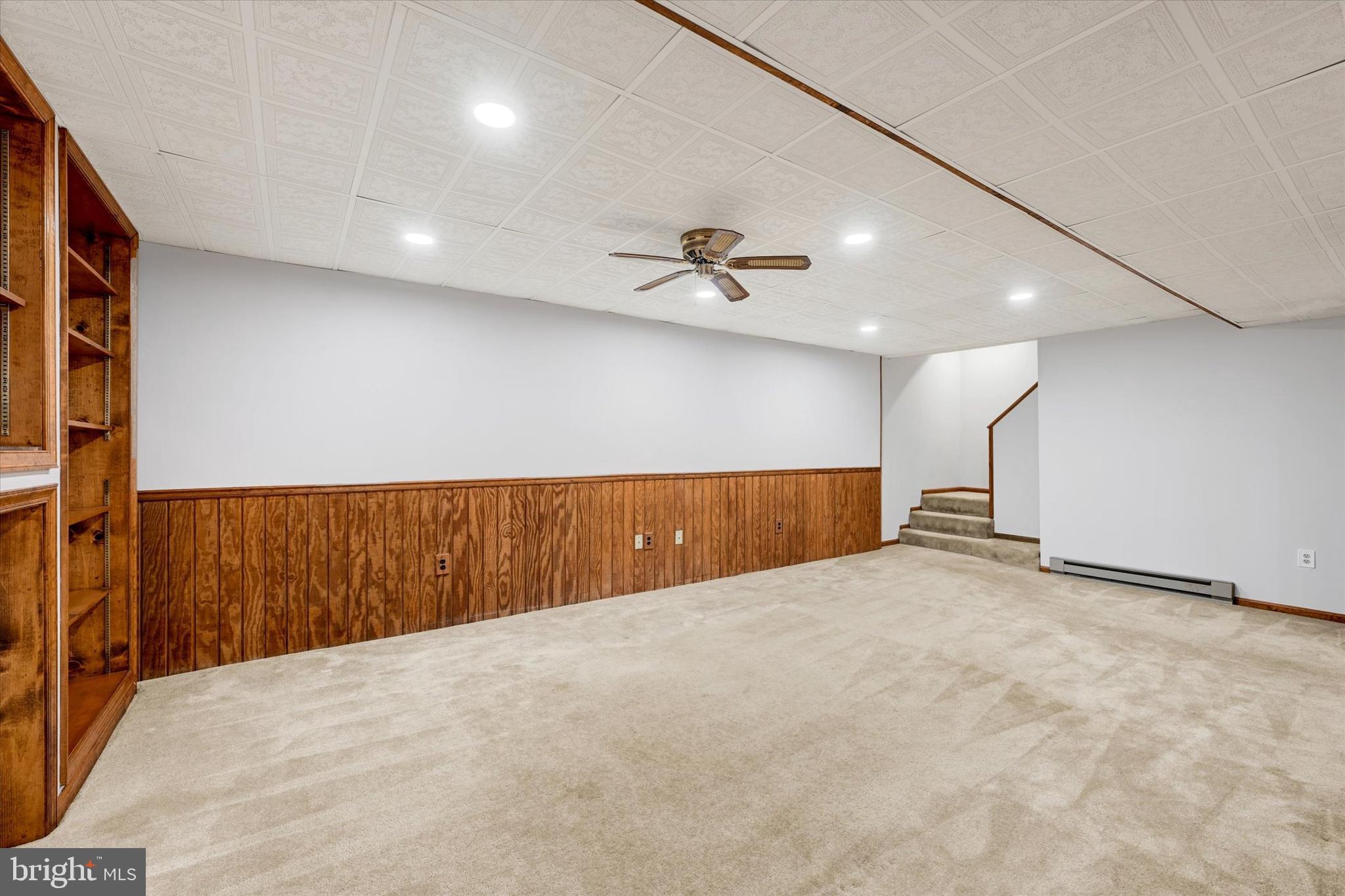 COUNTRY CLUB PARK - Residential