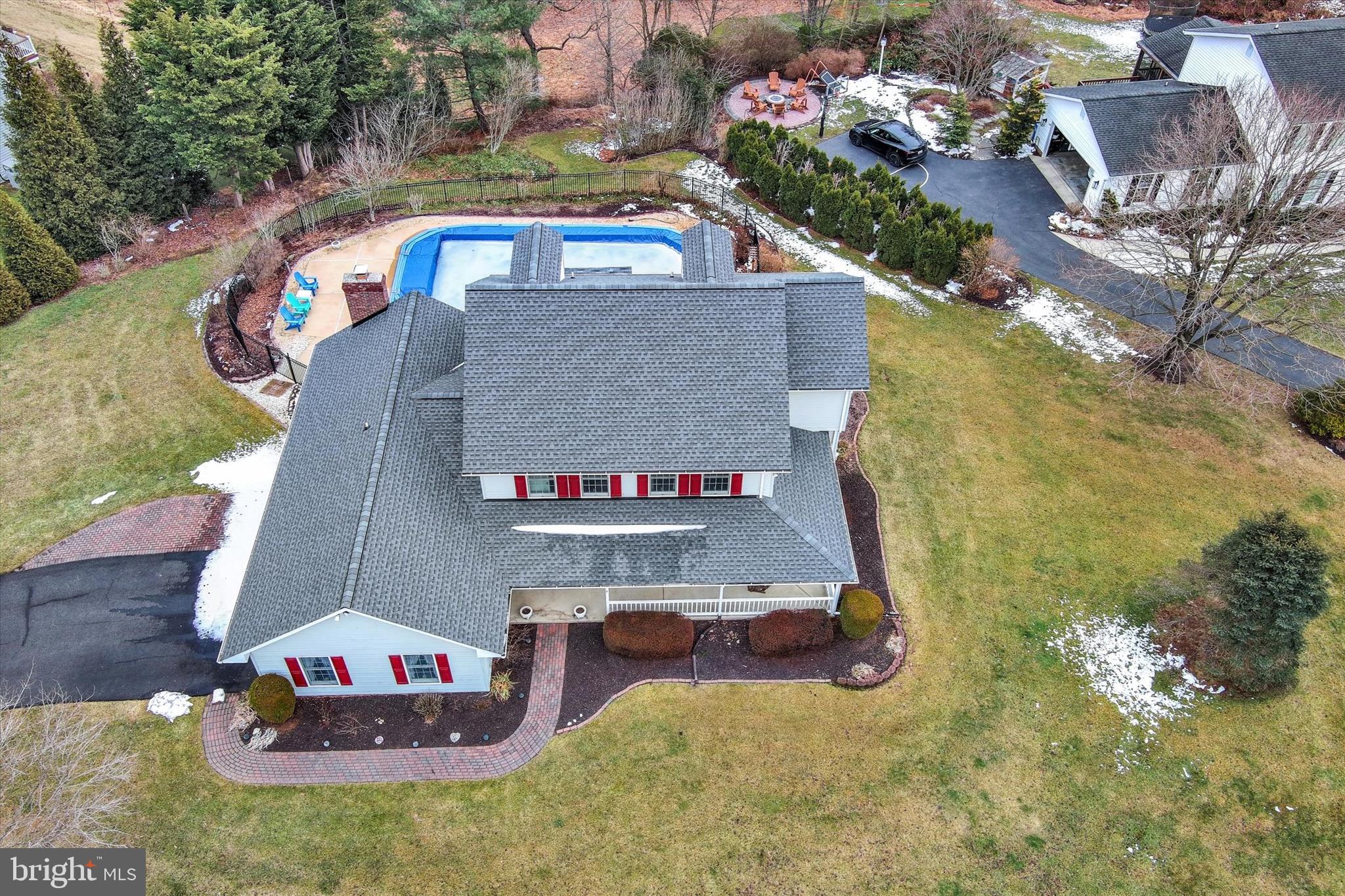 COUNTRY CLUB PARK - Residential