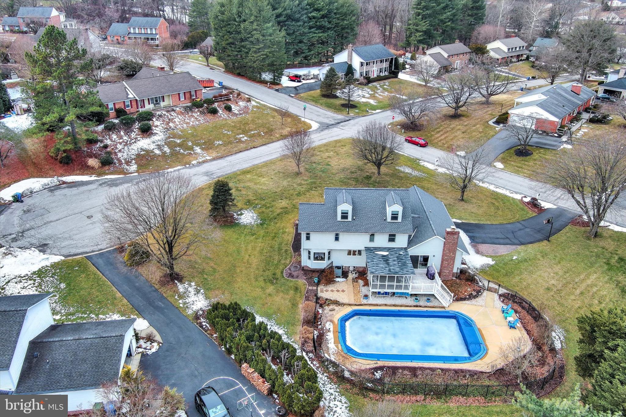 COUNTRY CLUB PARK - Residential