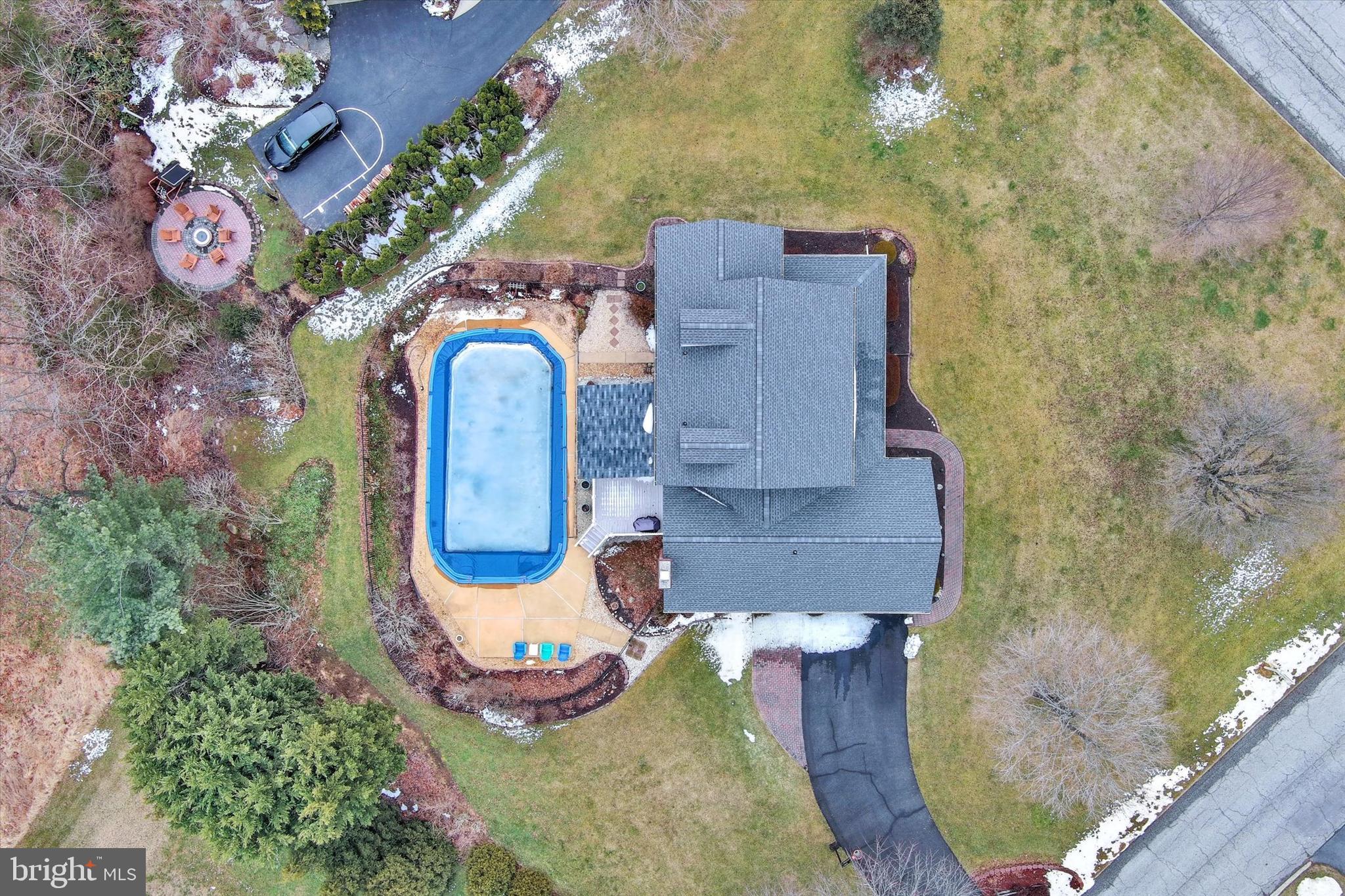 COUNTRY CLUB PARK - Residential