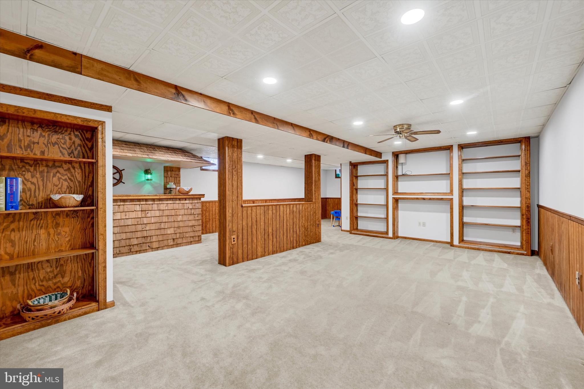 COUNTRY CLUB PARK - Residential