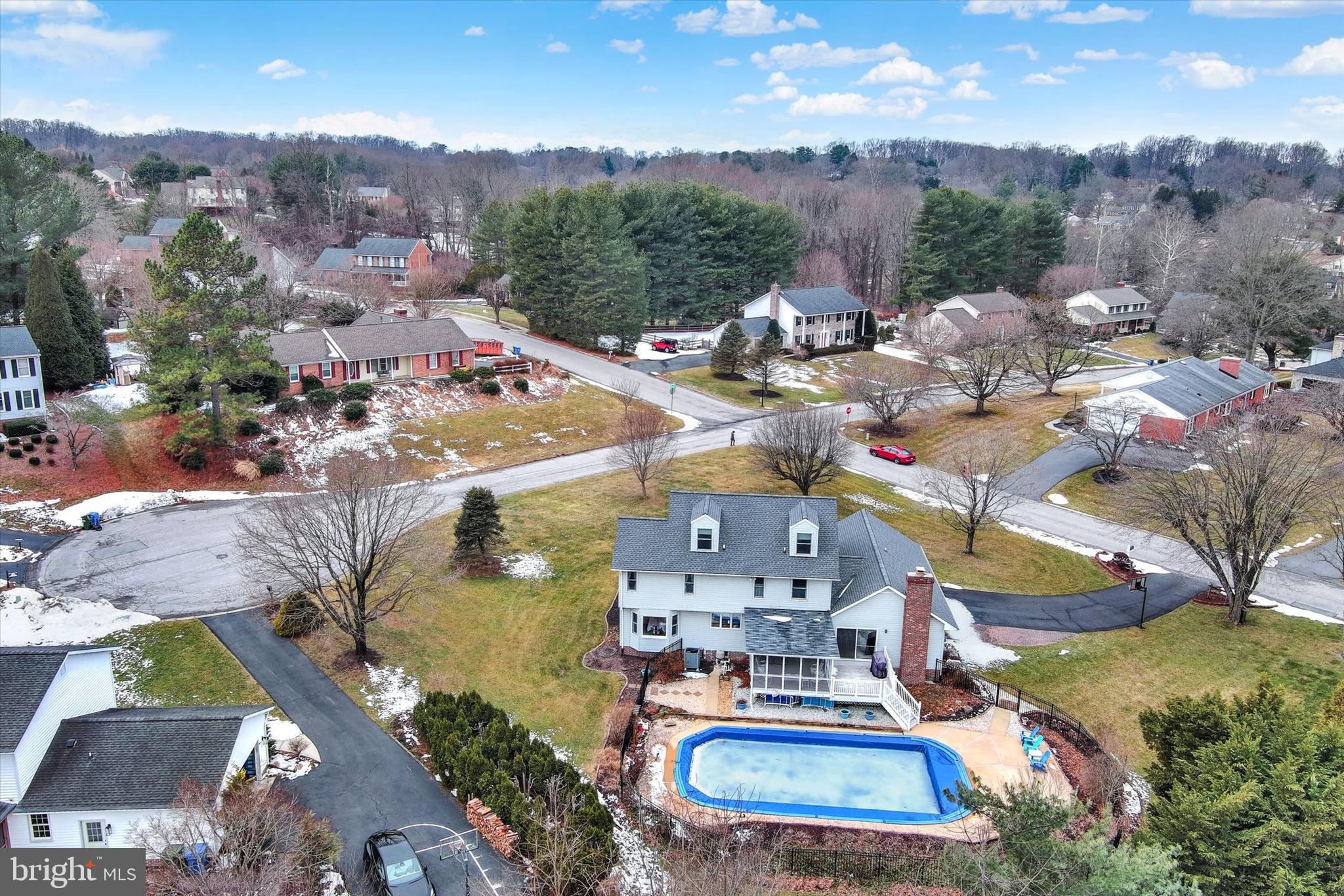 COUNTRY CLUB PARK - Residential