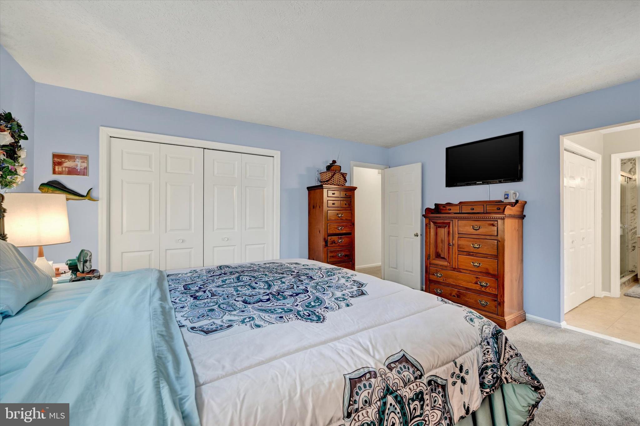 COUNTRY CLUB PARK - Residential