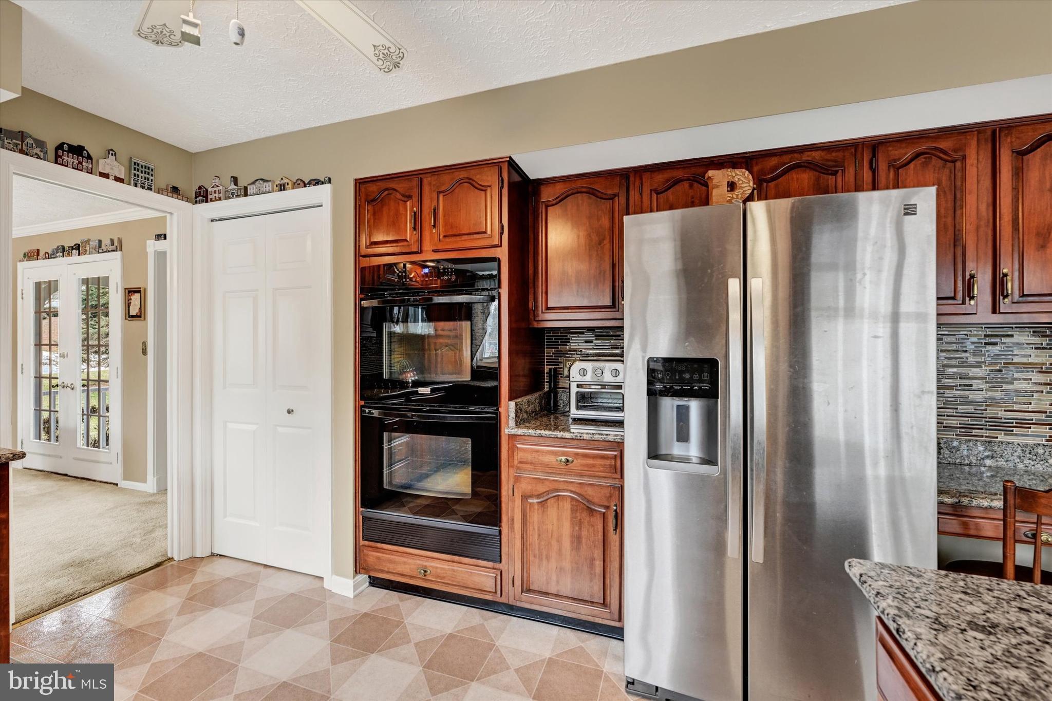 COUNTRY CLUB PARK - Residential