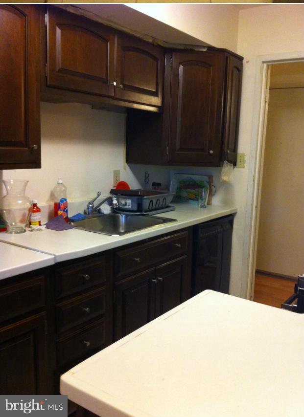 GLENVALE - Residential Lease