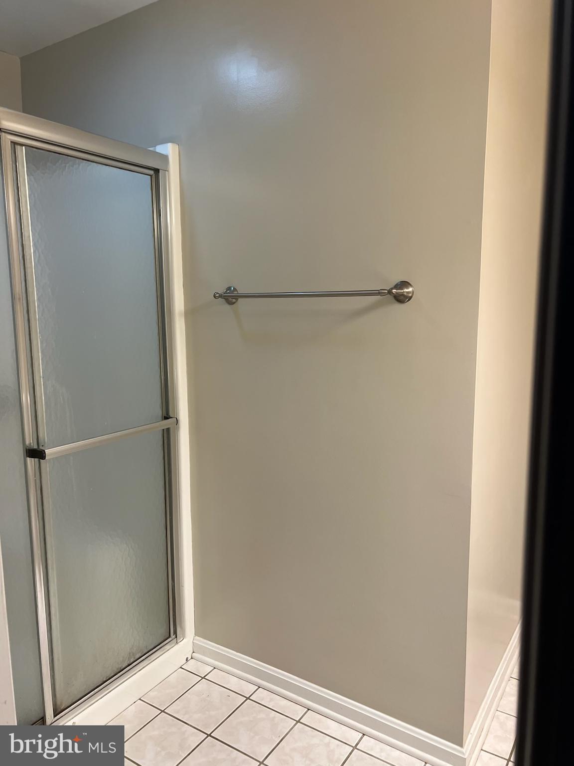 NORTH SHORE COURT - Residential