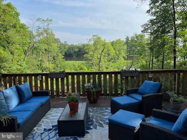 NORTH SHORE COURT - Residential