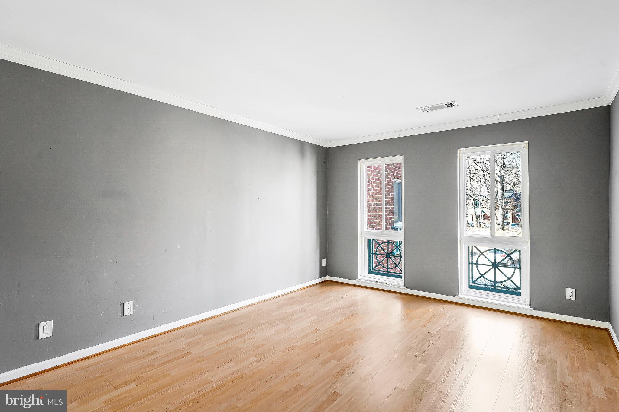 HUNTERS WOODS VILLAGE - Residential