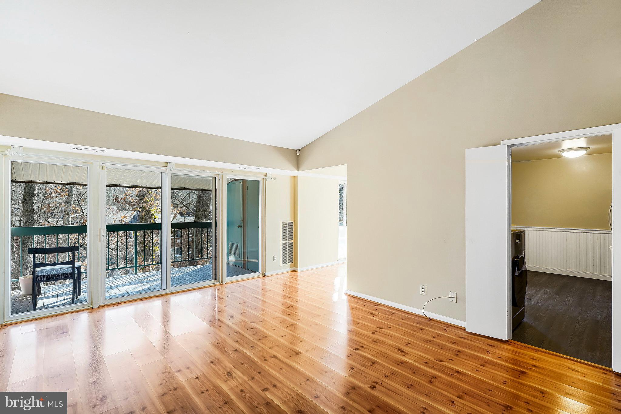 HUNTERS WOODS VILLAGE - Residential