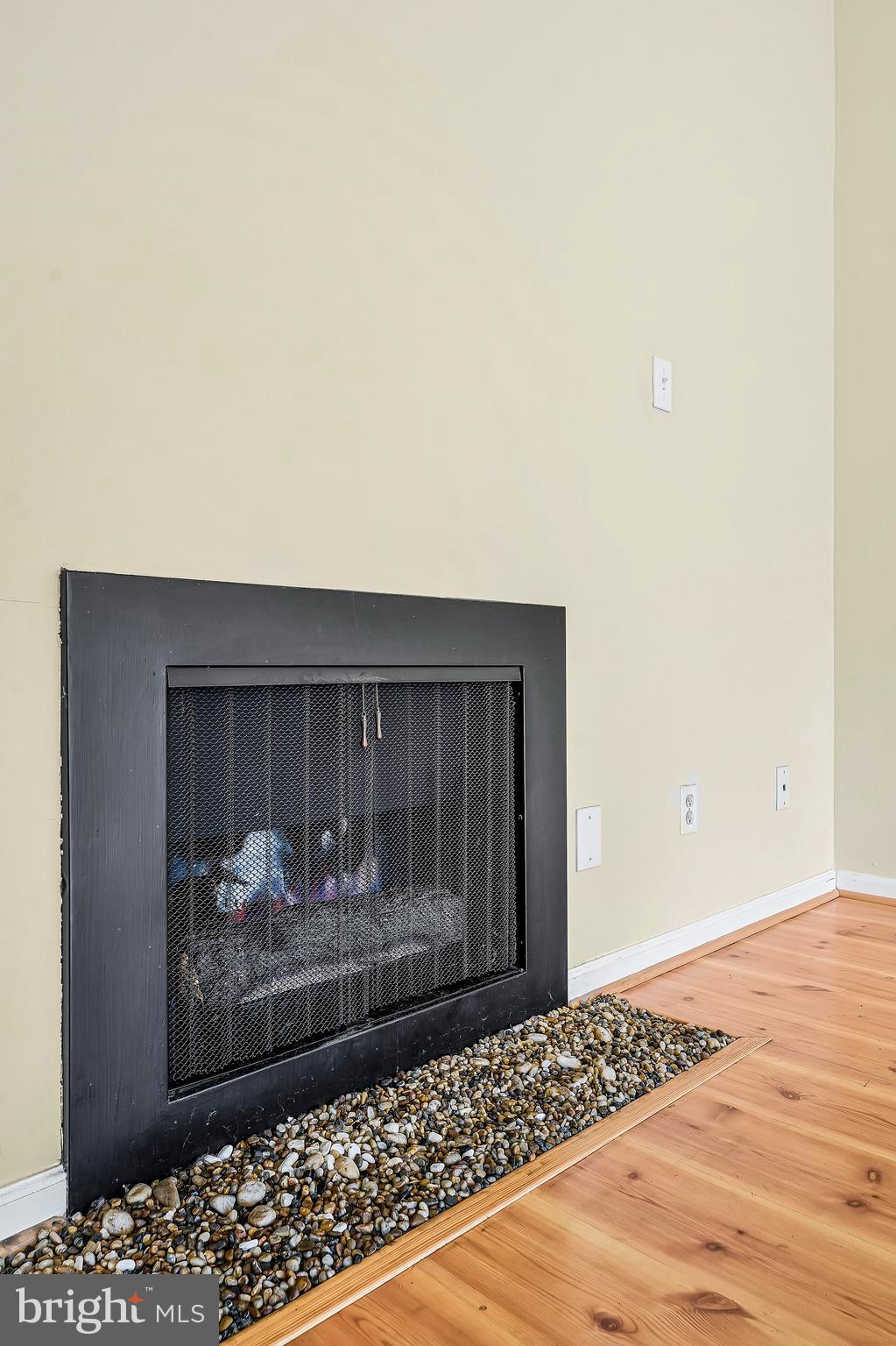 HUNTERS WOODS VILLAGE - Residential