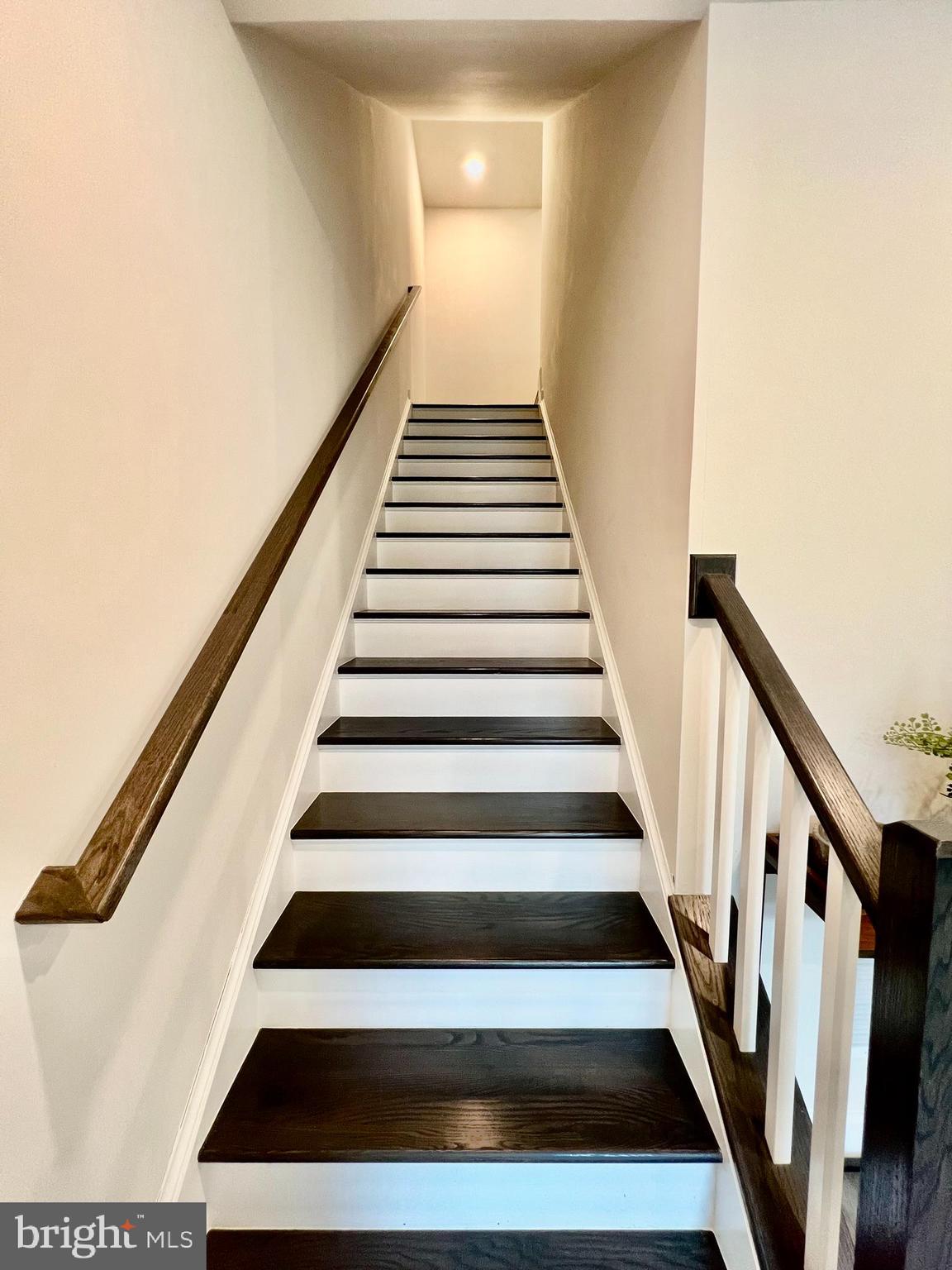 WATERVIEW AT WOODLAND PARK - Residential Lease