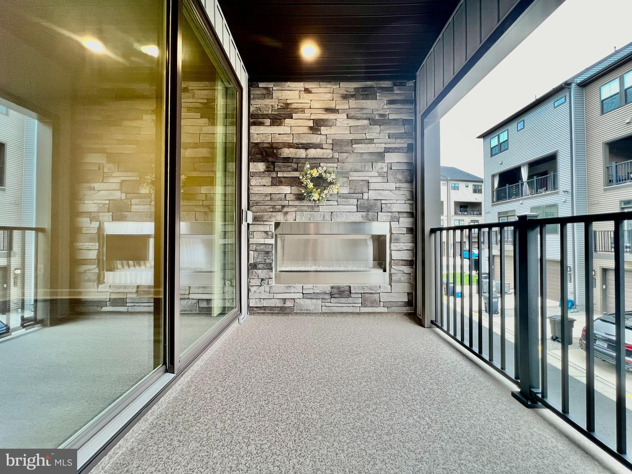 WATERVIEW AT WOODLAND PARK - Residential Lease