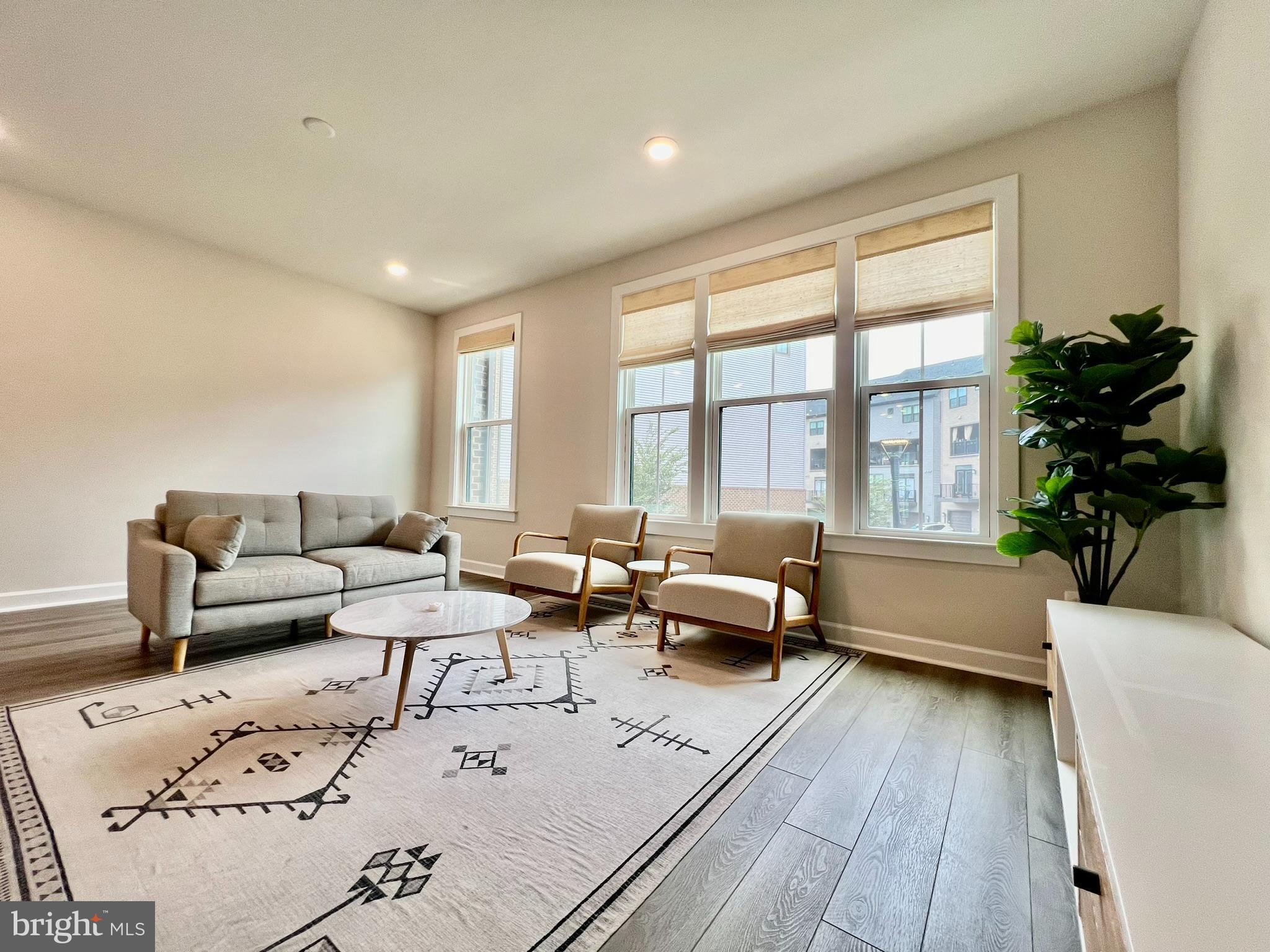 WATERVIEW AT WOODLAND PARK - Residential Lease