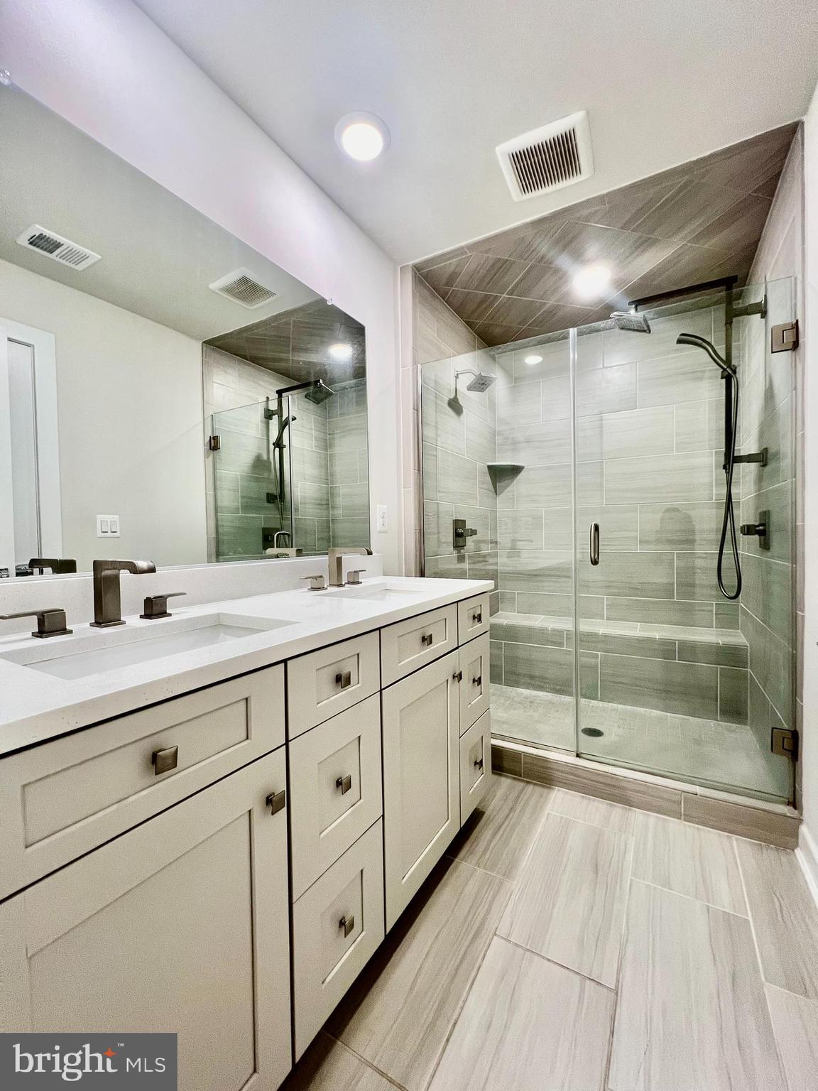 WATERVIEW AT WOODLAND PARK - Residential Lease