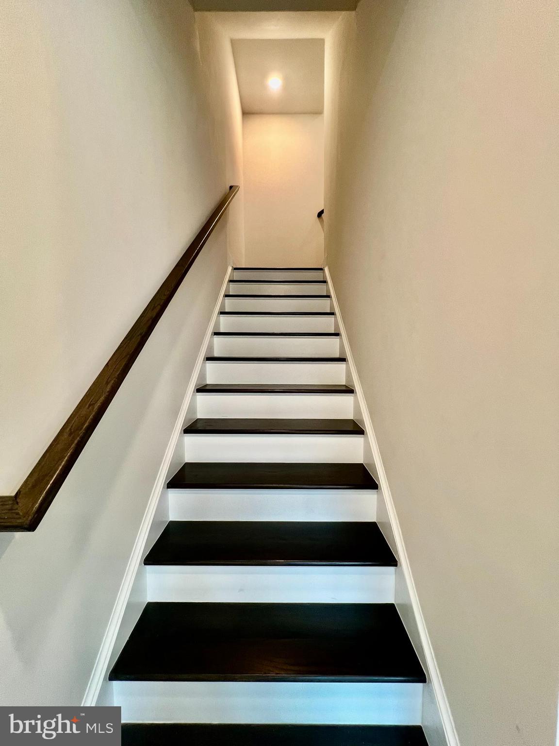 WATERVIEW AT WOODLAND PARK - Residential Lease