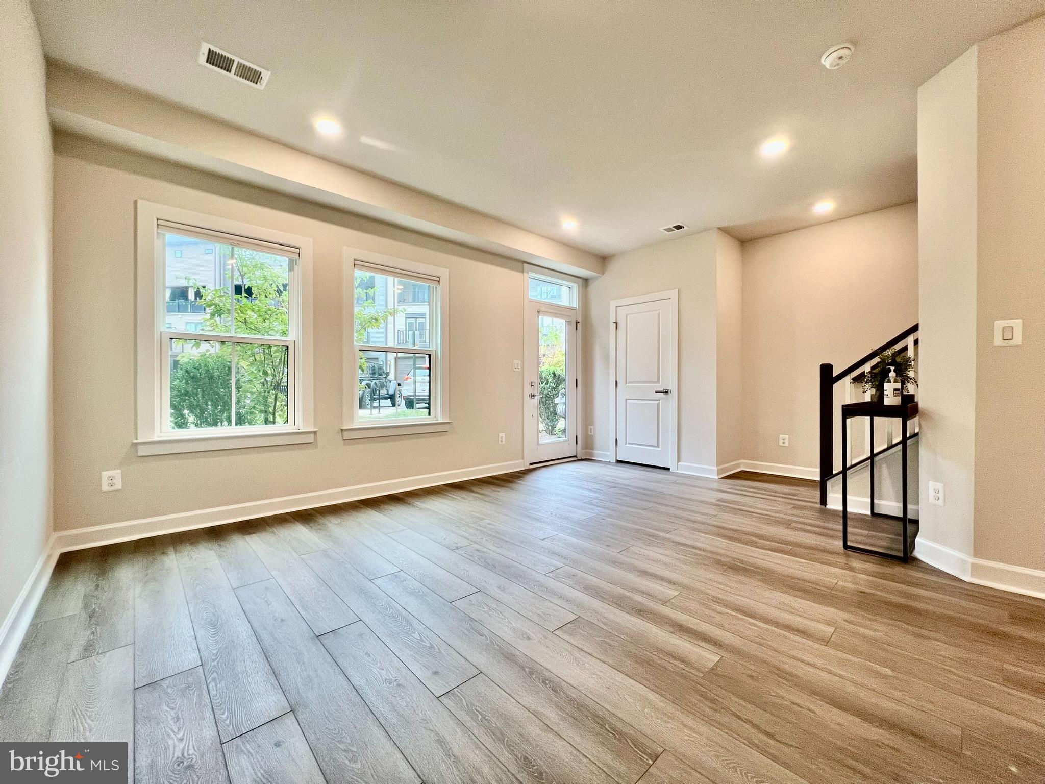 WATERVIEW AT WOODLAND PARK - Residential Lease