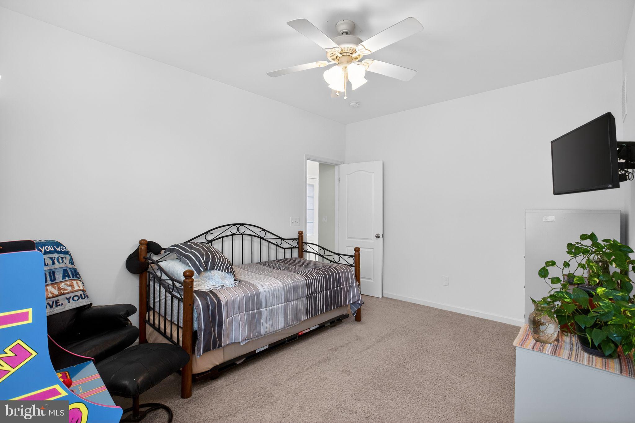 SUMMERFIELD - Residential