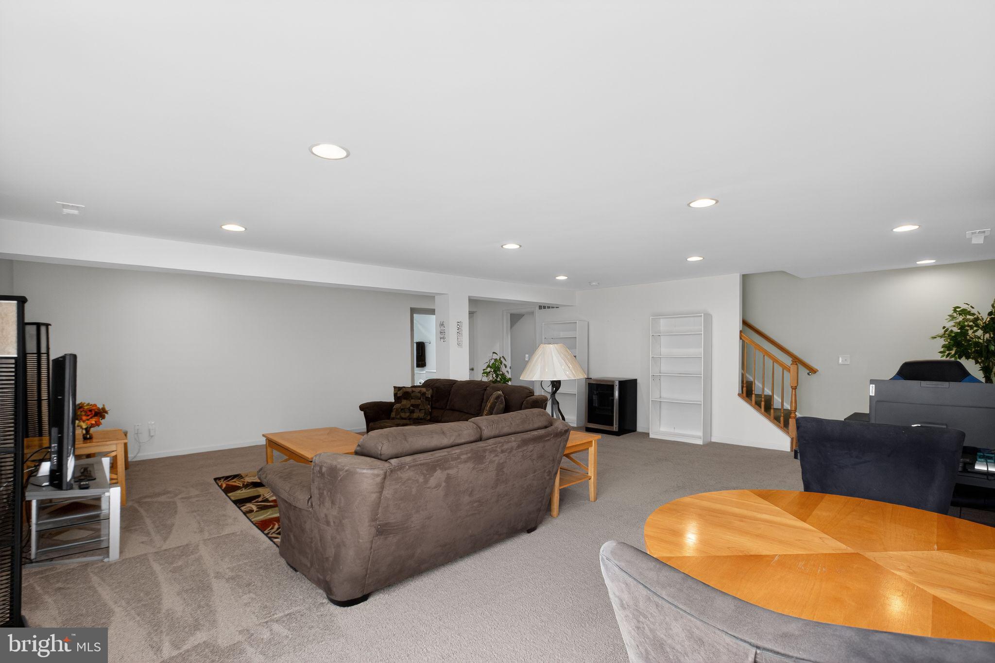 SUMMERFIELD - Residential
