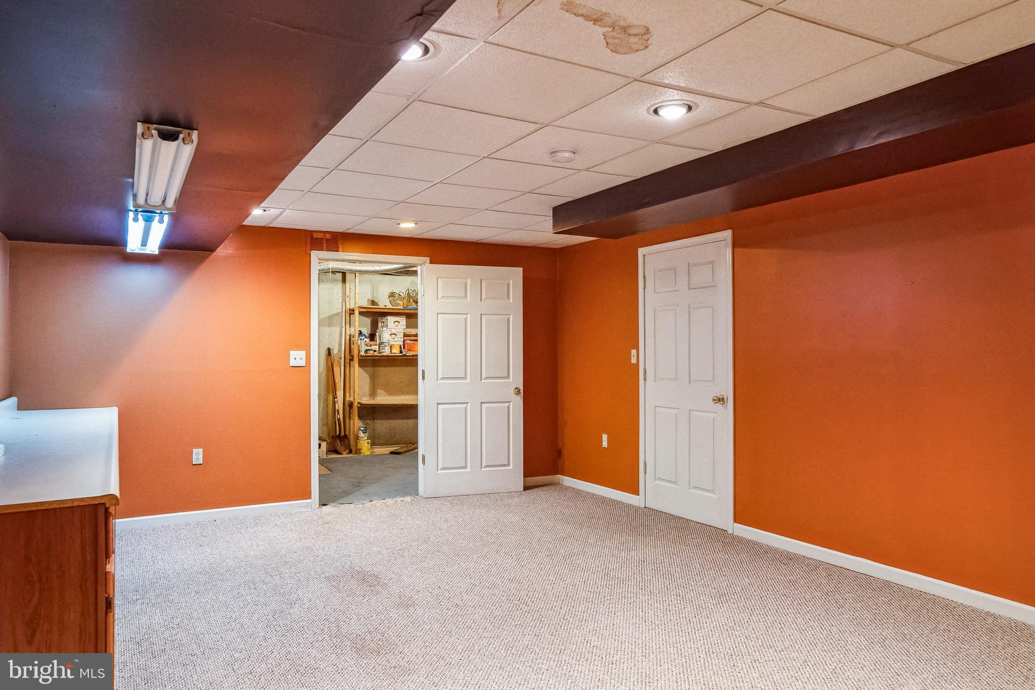 GOLDEN MANOR - Residential