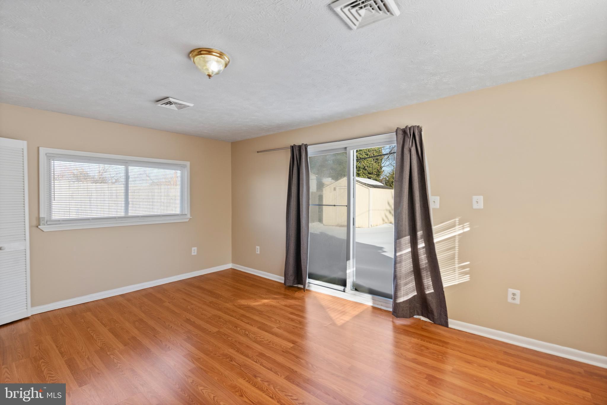 HARUNDALE - Residential Lease