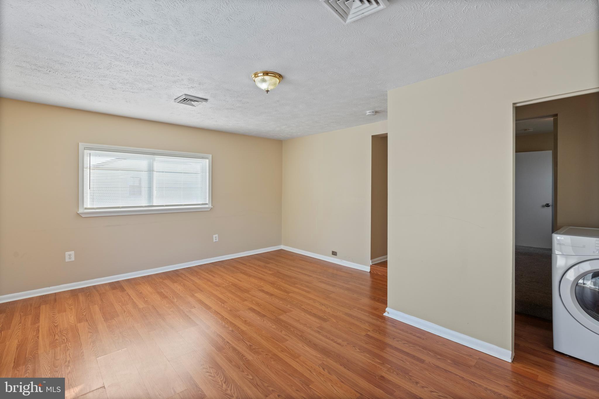 HARUNDALE - Residential Lease